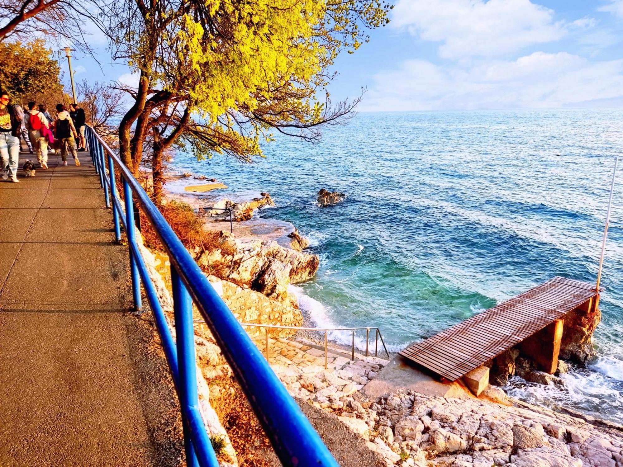 Apartman Pelcic,With Wifi And Free Parking Kostrena Rom bilde